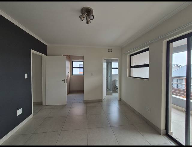 3 BEDROOM DUPLEX TO LET IN GLEN MARAIS